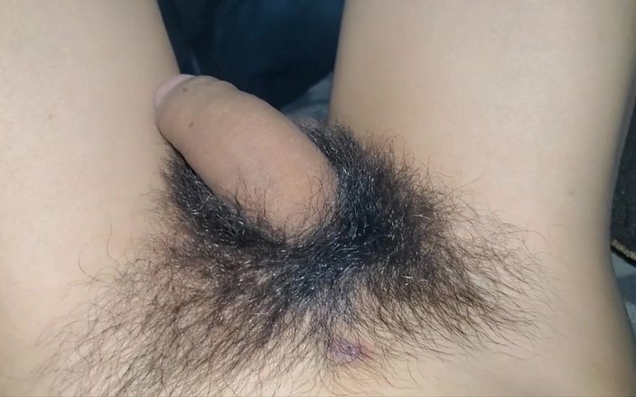 Z twink: Beautiful Soft to Thick Cock Hairy Bush