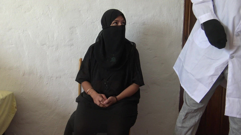 Souzan Halabi: Иракская мусульманская жена шокирована, когда она посещает африканского доктора в Лондоне