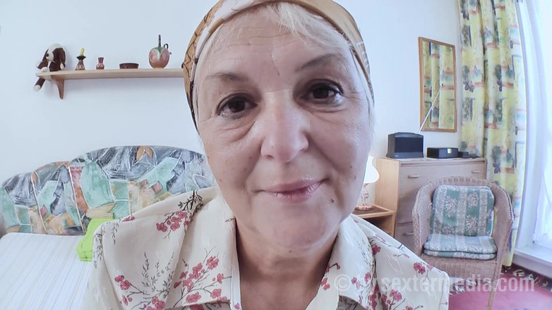 Sextermedia by Pete: Kıllı İhtiyar Kadın Eva'nın Amı Doğal Olarak Azgın