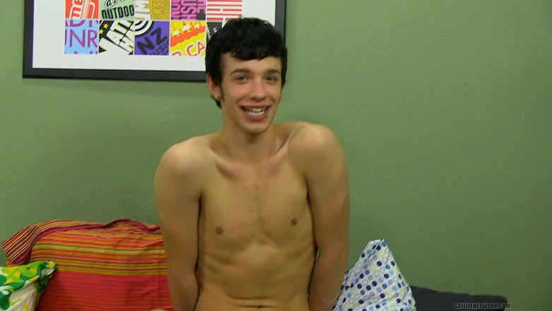 Lollipop Twinks: Ryan mag es, herumgefickt zu werden