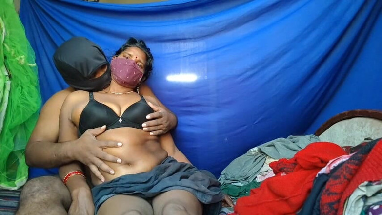 FULLMJEDETI: Une bhabhi sexy se fait baiser le matin