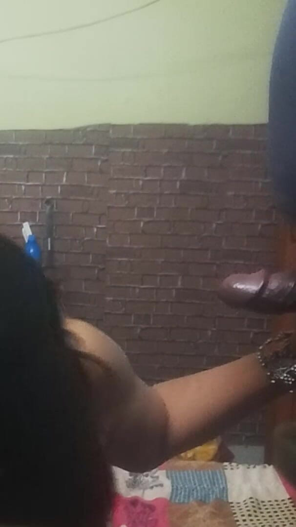aliabegum: Suster seksi india ngentot sama pasiennya sendiri, suster india ngentot...