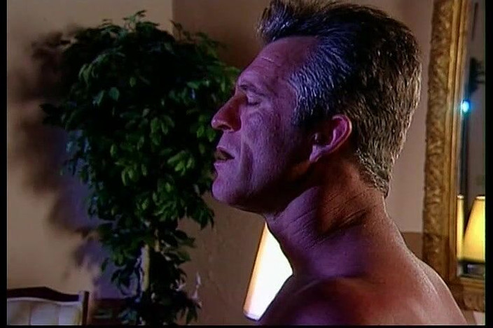 Perfect Porno: 큰 자지를 만족하는 거유 마누라