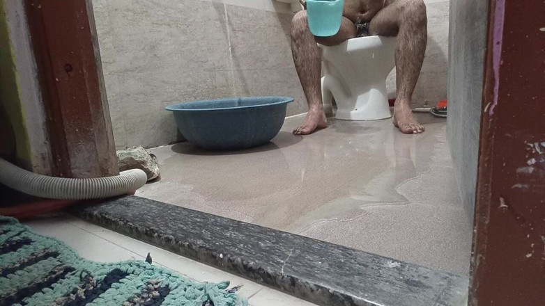 LovedSunsine1990: Kim benimle çıplak banyo yapmak ister?