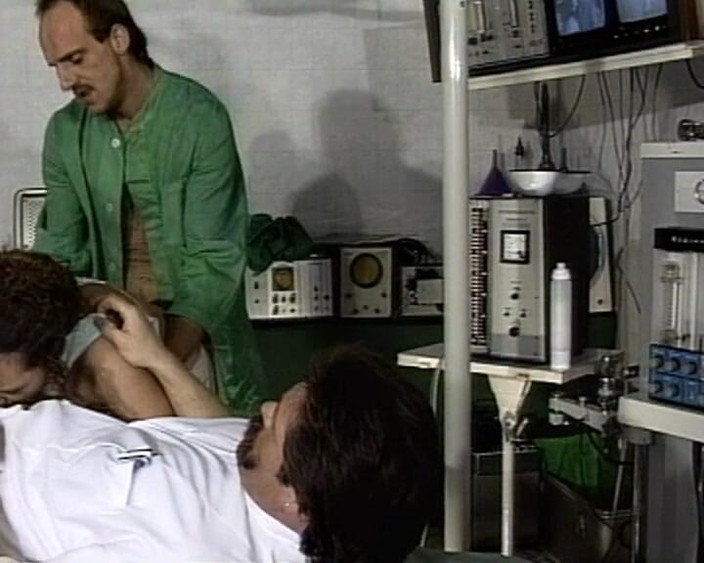 Vintage Lust: ムラムラした女がオーラルセックスとディープファックをします#5