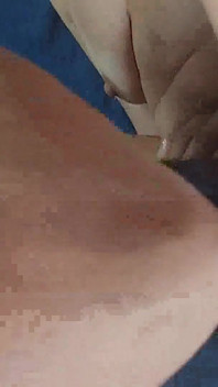 深く激しく突かれる