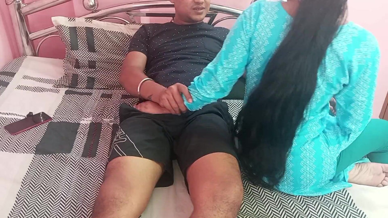 DesiSexCreator: Hintli kız sıkı amcık sikişi, edepsiz Hintçe sesli ateşli anal...