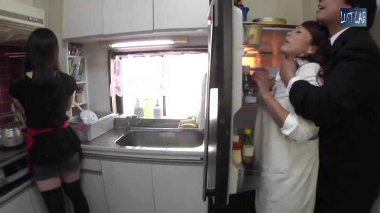 Lust JAV lab: Onun yanında - kayınvalidesini karısının yanına alıyor - 2