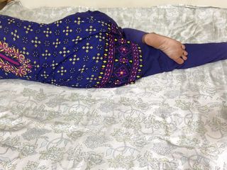 SAFI TV: Desi Bhabhi hade riktigt sex med Dever i rummet