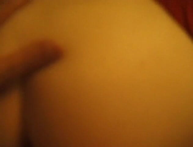Flash Model Amateurs: Curly haired slut gets two fingers in both holes