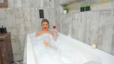 Bella Madison: मैं चाहती हूं कि आप मेरे शॉवर का मजा लें