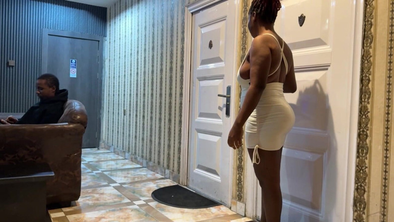 Seggz dot cum: My Manager Loves Fucking Me Raw When He Wants to...