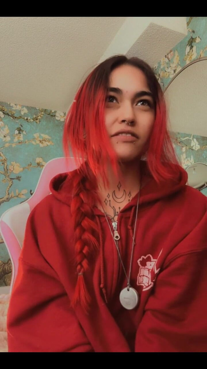 lilRavenFox: Kami di sini hidup
