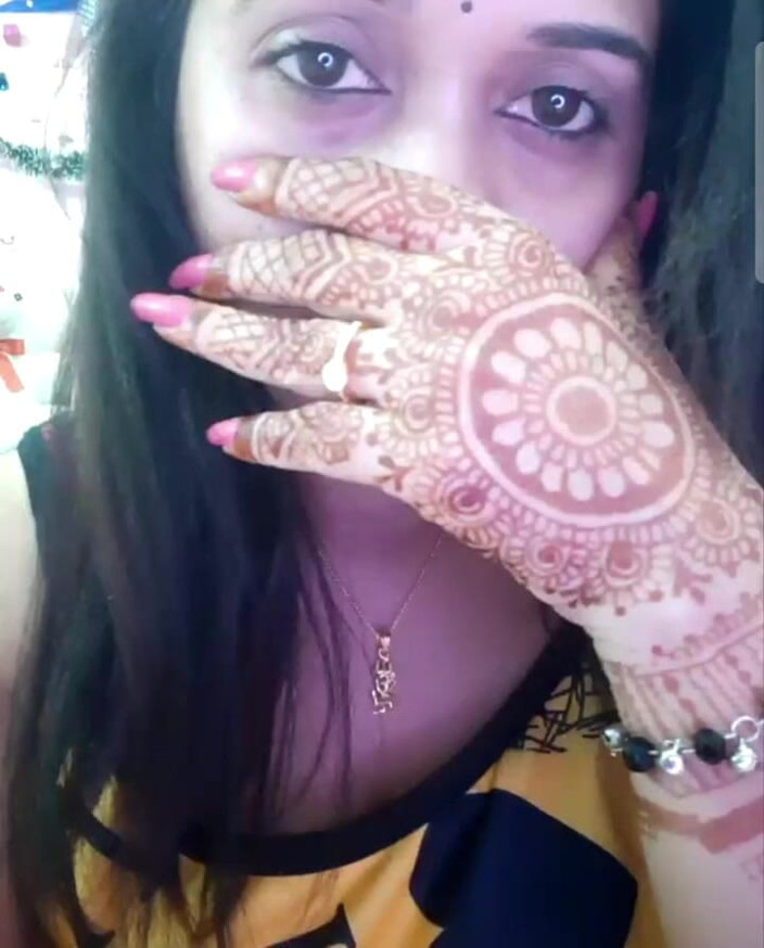 Kanchan devi: Slimme Bhabi hard poesje pompen tijdens videogesprek