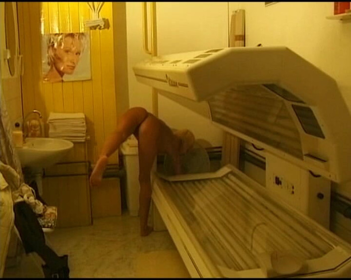 Deutsche Damen: Memek aduhai cewek imut jerman ini nggak bisa berhenti muasin...