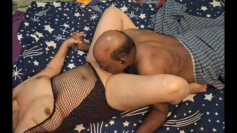 Sexy sindu: Grande culo casa figa sesso nudo sul letto