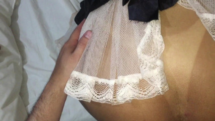 Carol and wife's shorts: Costum de soție casnică
