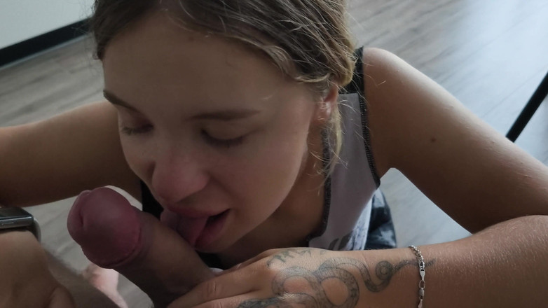 xKeryB: Giocare la verità o osare con la sorella delle mie...