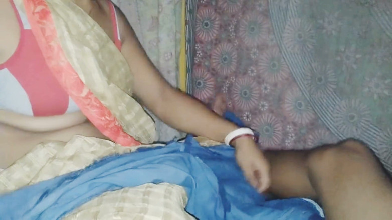 Uttar dinajpur: Deshi hot sexy Bhabi