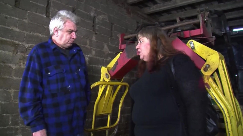 Erotic Planet Studio: Kucai dalam babi montel dengan pakaian dalam mahu kongkek menjilat...