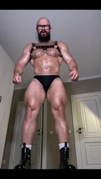 Flexing That Huge Tree Trunks