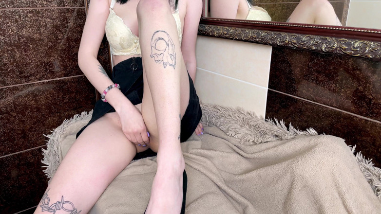 Eva Deva: バスルームでセックスして