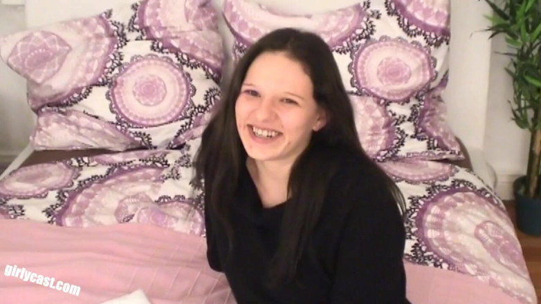 Girlycast: Młoda turecka mila - casting POV