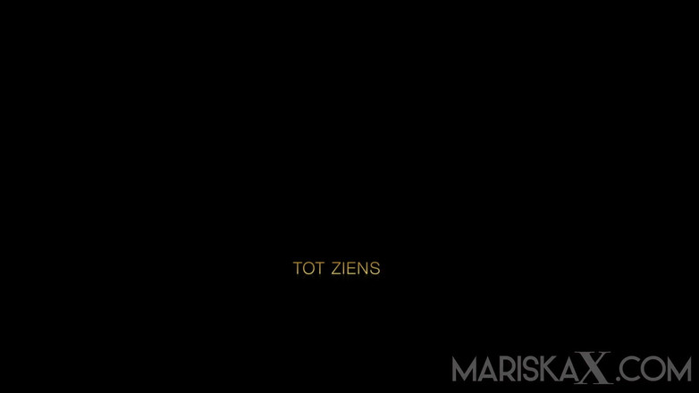 Mariska x: MARISKAX Gagica cu țâțe mari Nelly Kent futută în cur la o...