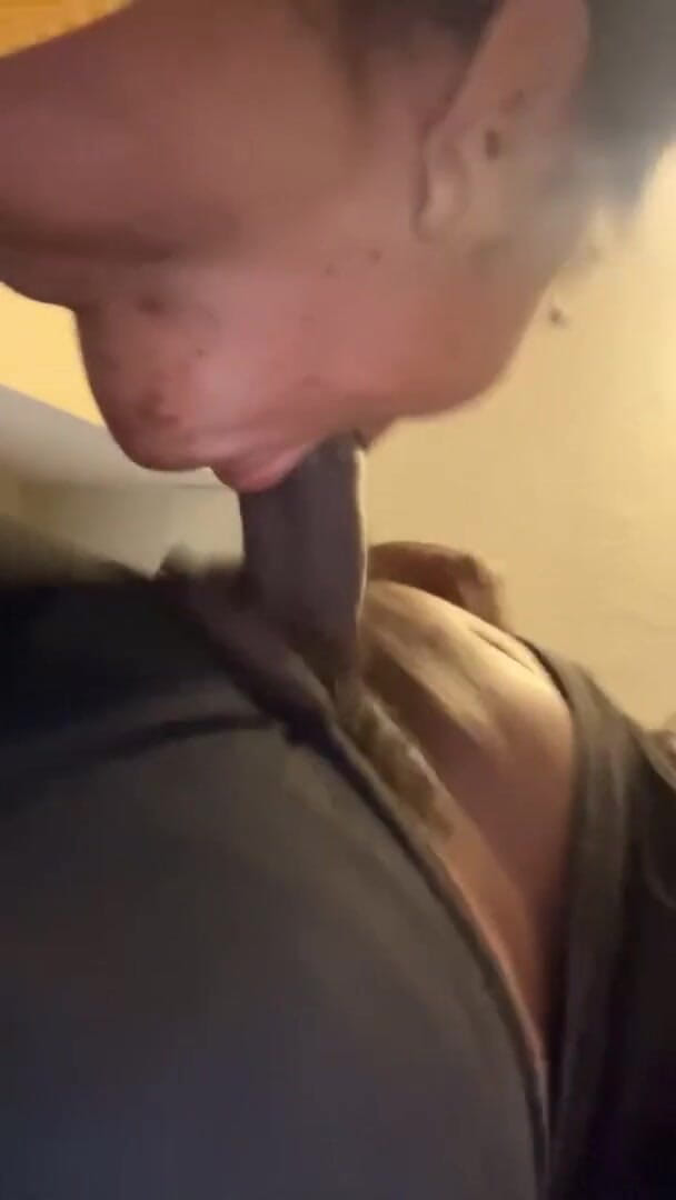 Fijii pornbox: Ebony Teen Girl Here Waiting to Get Throat Fuck