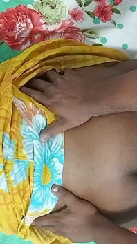 Desi-ehefrau erstmals anal versucht sehr verletzend