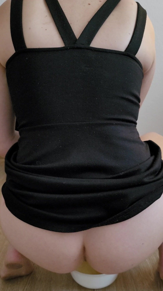 Leashed Sissy Enjoys Mistress Piss Like the Thirsty Slave She Is (2Girls1Cock) Leashed Sissy Enjoys Mistress Piss Like the Thirsty Slave She Is (2Girls1Cock)