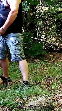 Ich bin an Halsband und Leine für Hunde und mein Meister fickt mich mit dem Dildo und fettem schwanz
