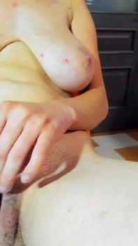 Hermosa sexy Myla_angel dedos su clítoris y coño hasta que se corra mojado!
