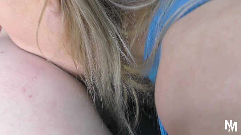 Dirty male dom, femdom, spanking and pegging vids: 딥 후장 핥기 쇼를 공유하는 Niki와 그녀의 친구