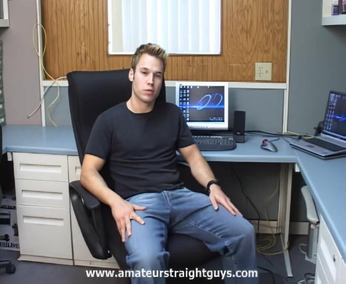 Jay's Amateur Straight Guys: Kilmer Is One Sexy Hot Straight Movie Star Lookalike
