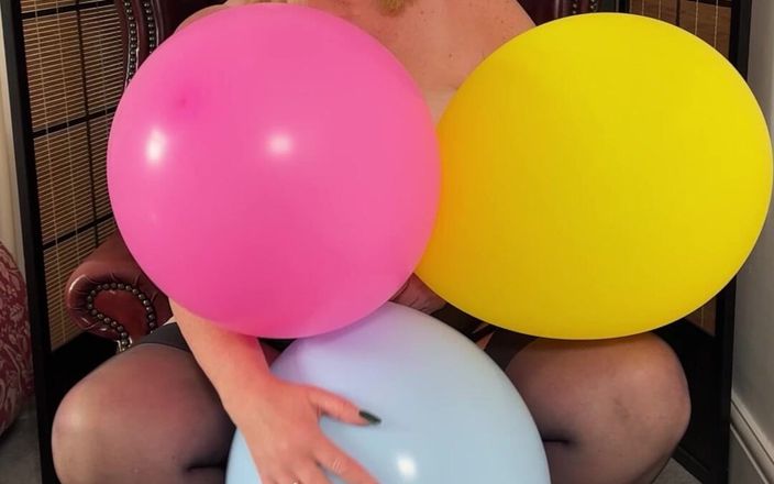 catherinecan69: Jag älskar känslan av latexballongen som blåser luft på min heta...