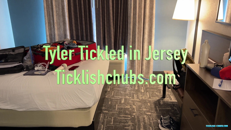 Ticklish Chubs: Tyler wird in jersey gekitzelt