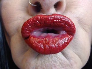 TLC 1992: Grosses lèvres de canard rouge épaisses