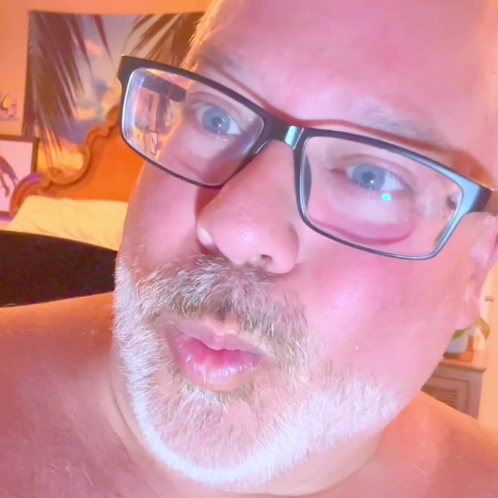Hand-Free-Daddy-Chub: Big Belly Golfer Retired Handsome Older Man