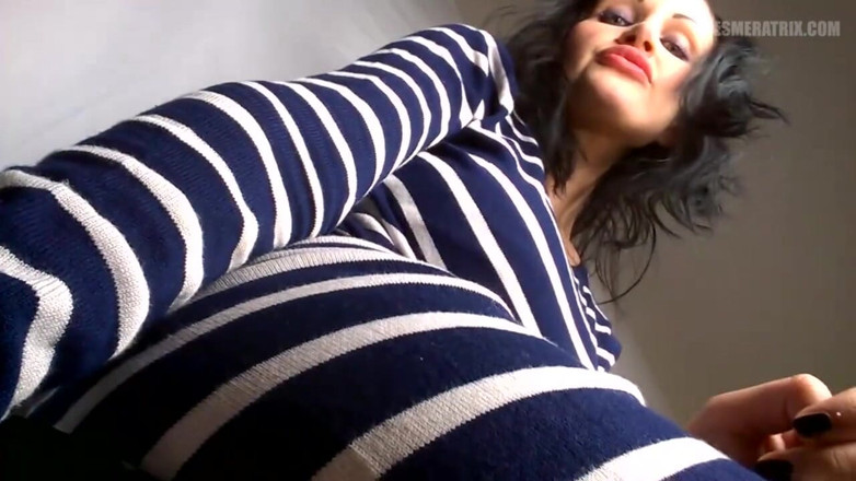 Lady Mesmeratrix Official: diggaj bhookhi hai
