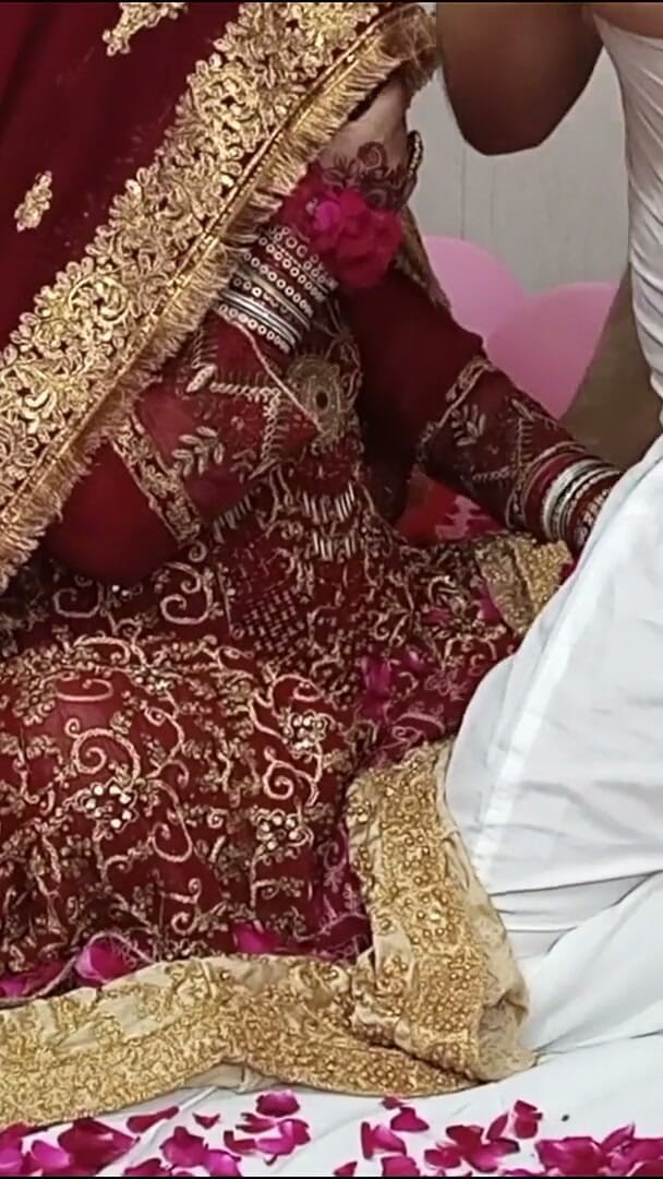 QueenbeautyQB: First Night - Newlywed Indian Couple’s Beautiful Beginning