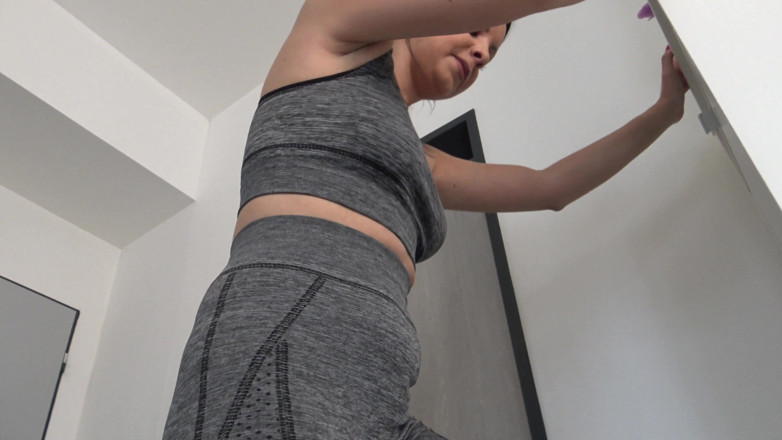 Femdom Austria: Sweaty sock sniffing after jogging!