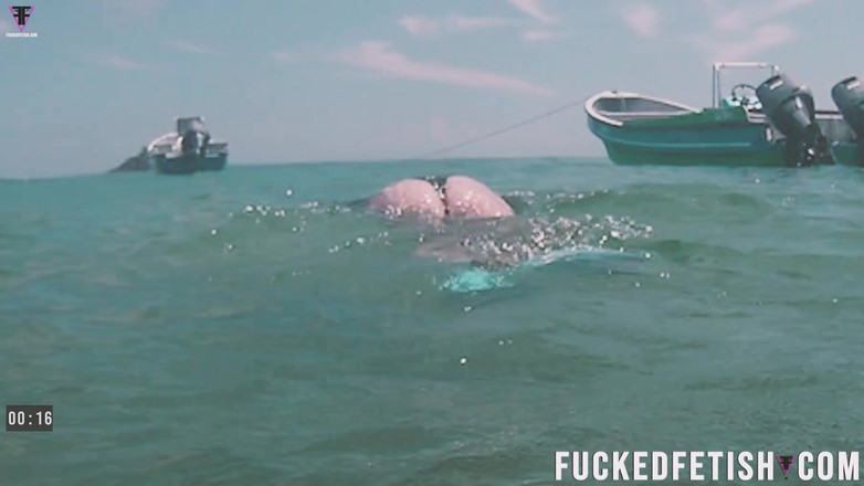 Fucked fetish: Free diving pinne sotto mare aperto sexy dea latina