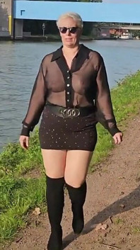 Sur le canal Mittelland, j’ai baisé mon vibromasseur
