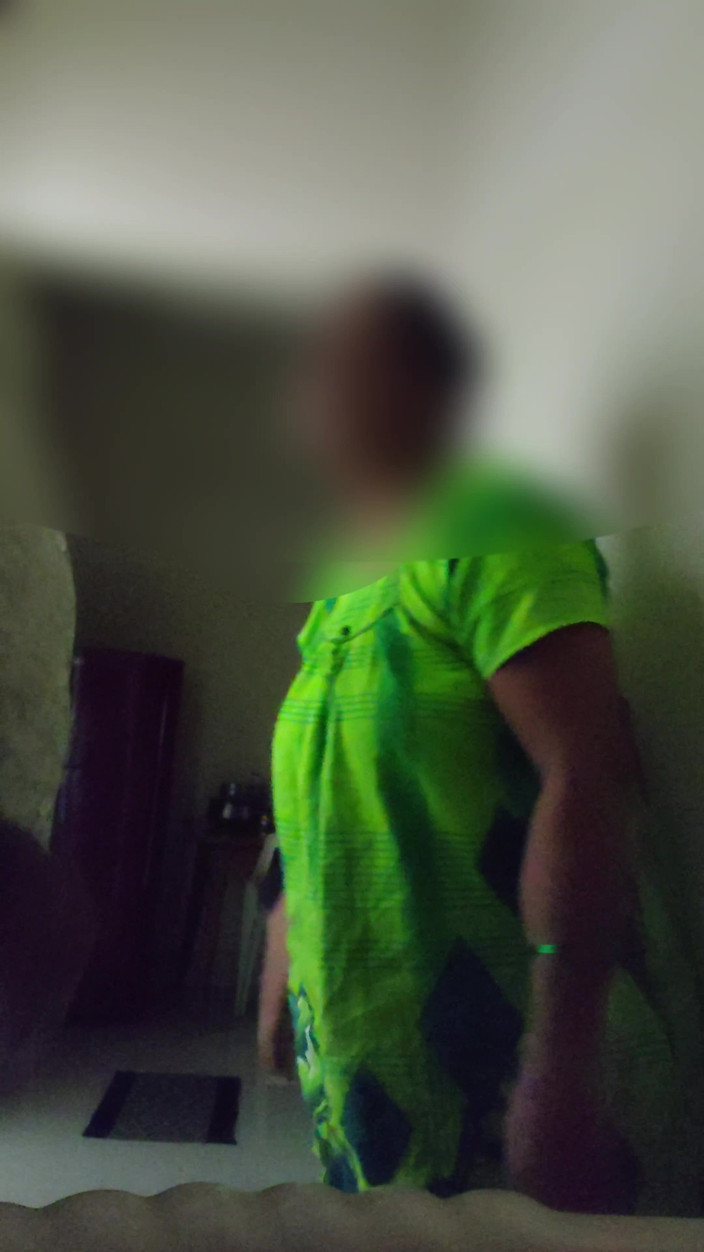 Porn films: Водитель-полутор трахнул киску жены-чистильщицы