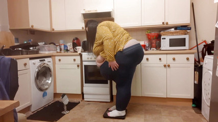 SSBBWLadyBrads: SSBBW 2021년 2월 무게 - 이익