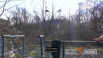 Wolf Wagner Com: Lullu Gun si užívá 2 ptáky, kteří ji tvrdě buší!