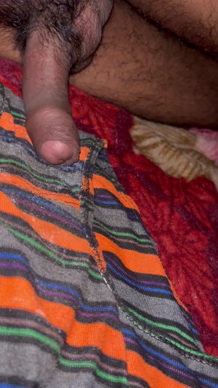 Cumlover35804: Rất nhiều quần lót hàng xóm xuất tinh