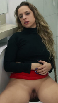 Noisy and Stinky Farts in the Toilet