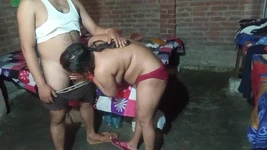 Bhabhi panas dan seksi baru berkongkek